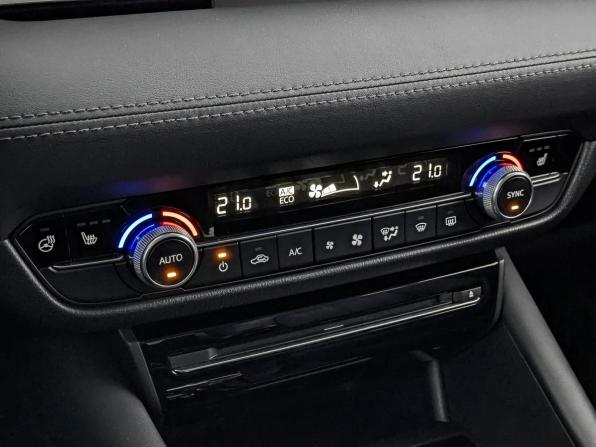 Mazda 6 III (GJ) Рестайлинг 2 с пробегом 2021 года, цена 2 570 000 рублей, 117700 км, седан, Автокод Объявления
