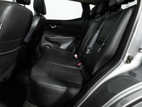 Nissan Qashqai II с пробегом 2018 года, цена 2 159 700 рублей, 79700 км, внедорожник, Автокод Объявления