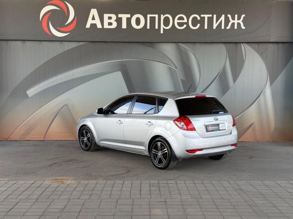 Kia Ceed I Рестайлинг с пробегом 2011 года, цена 799 000 рублей, 141380 км, хэтчбек, Автокод Объявления