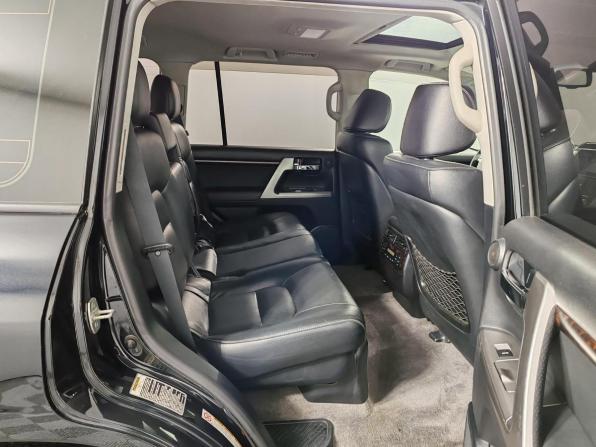 Toyota Land Cruiser 200 Series Рестайлинг 1 с пробегом 2015 года, цена 4 520 000 рублей, 185277 км, внедорожник, Автокод Объявления