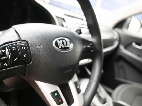 Kia Sportage III с пробегом 2012 года, цена 1 329 000 рублей, 236196 км, внедорожник, Автокод Объявления