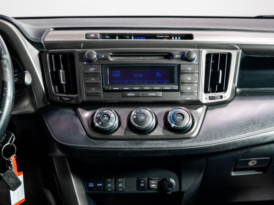 Toyota RAV4 IV (XA40) Чита  - изображение 9