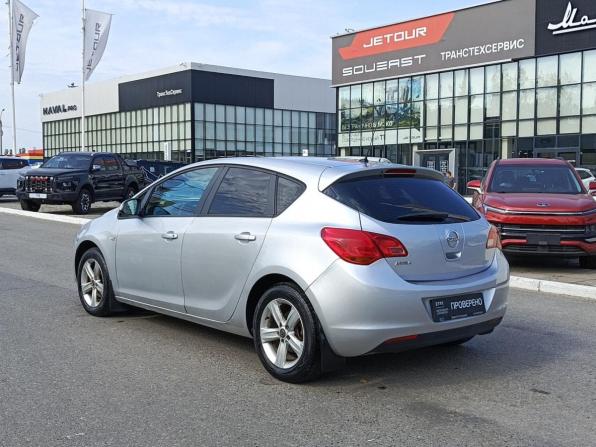 Opel Astra J с пробегом 2012 года, цена 436 000 рублей, 182117 км, хэтчбек, Автокод Объявления