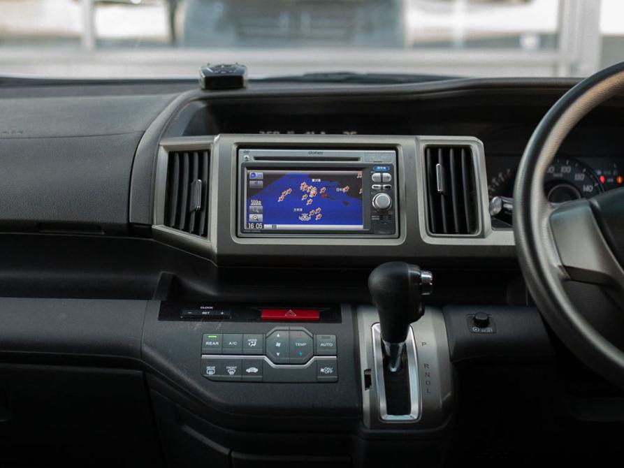 Honda Stepwgn IV Рестайлинг Новосибирск  - изображение 13