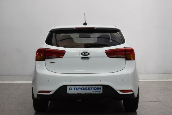 Kia Rio III Рестайлинг с пробегом 2017 года, цена 1 020 000 рублей, 169549 км, хэтчбек, Автокод Объявления