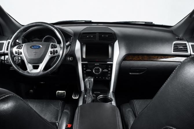 Ford Explorer V с пробегом 2012 года, цена 1 679 000 рублей, 212000 км, внедорожник, Автокод Объявления