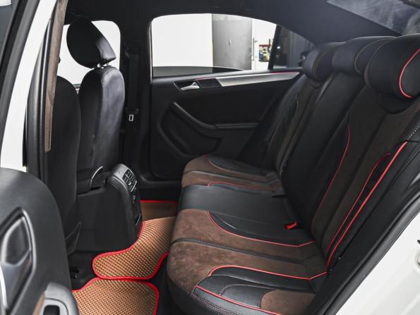 Volkswagen Jetta VI Рестайлинг с пробегом 2018 года, цена 1 370 000 рублей, 163618 км, седан, Автокод Объявления
