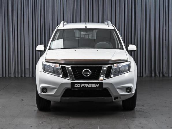 Nissan Terrano III (D10) с пробегом 2017 года, цена 1 399 000 рублей, 160161 км, внедорожник, Автокод Объявления