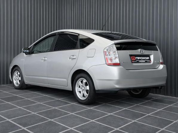 Toyota Prius II Рестайлинг (XW20) с пробегом 2007 года, цена 547 000 рублей, 165000 км, лифтбек, Автокод Объявления