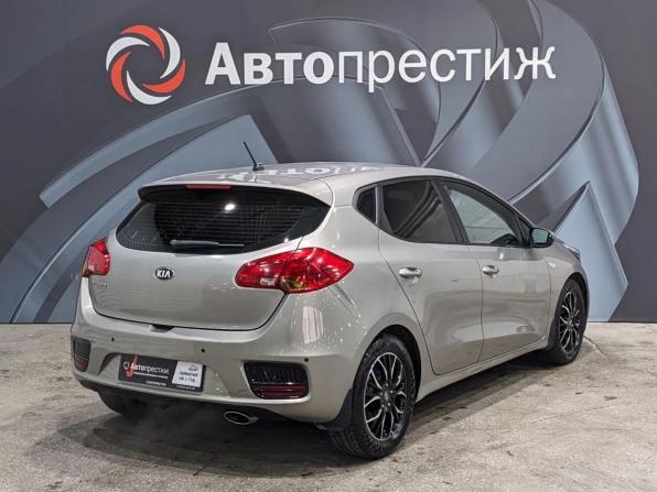 Kia Ceed II Рестайлинг с пробегом 2015 года, цена 1 035 000 рублей, 113809 км, хэтчбек, Автокод Объявления