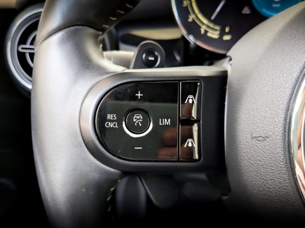Mini Countryman II Рестайлинг с пробегом 2022 года, цена 3 915 000 рублей, 48277 км, внедорожник, Автокод Объявления