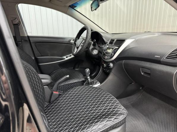 Hyundai Solaris I с пробегом 2013 года, цена 890 000 рублей, 174538 км, седан, Автокод Объявления