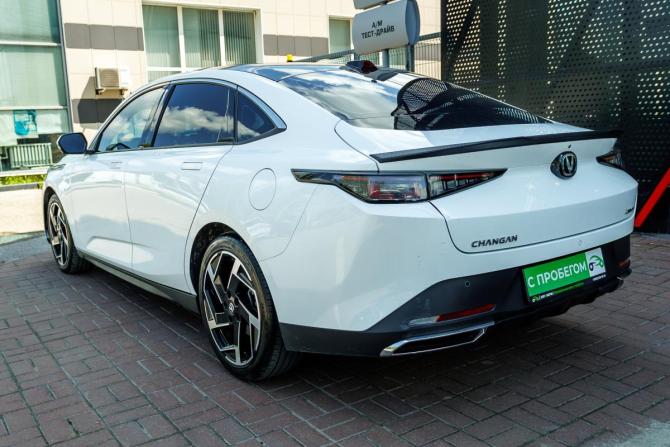 Changan Lamore с пробегом 2023 года, цена 1 738 000 рублей, 29521 км, седан, Автокод Объявления