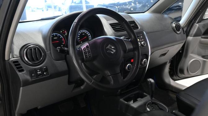 Suzuki SX4 I (Classic) Рестайлинг с пробегом 2012 года, цена 860 000 рублей, 191600 км, хэтчбек, Автокод Объявления