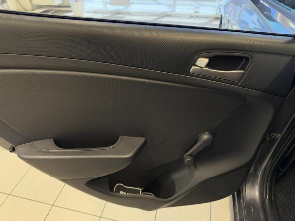 Hyundai Solaris I Рестайлинг с пробегом 2014 года, цена 850 000 рублей, 145000 км, седан, Автокод Объявления