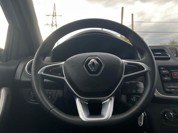 Renault Logan II Рестайлинг с пробегом 2022 года, цена 999 000 рублей, 88175 км, седан, Автокод Объявления