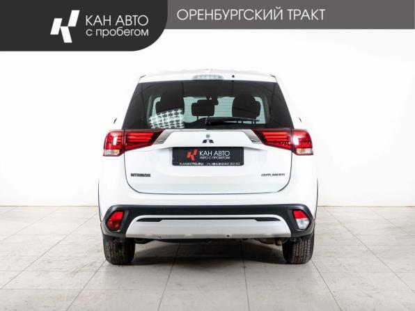 Mitsubishi Outlander III Рестайлинг 3 с пробегом 2019 года, цена 2 266 000 рублей, 129000 км, внедорожник, Автокод Объявления