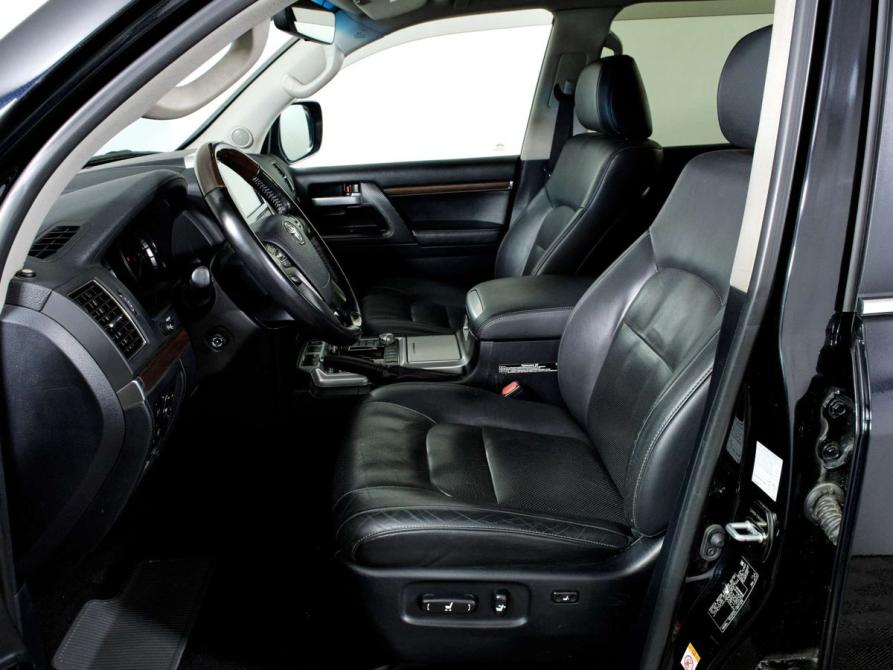 Toyota Land Cruiser 200 Series Рестайлинг 2 Санкт-Петербург  - изображение 20