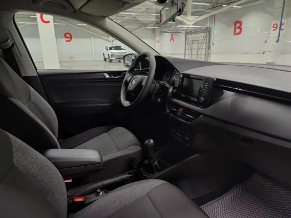 Skoda Rapid II с пробегом 2021 года, цена 1 579 000 рублей, 68291 км, лифтбек, Автокод Объявления