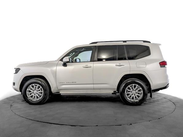 Toyota Land Cruiser 300 Series с пробегом 2023 года, цена 9 300 000 рублей, 63304 км, внедорожник, Автокод Объявления