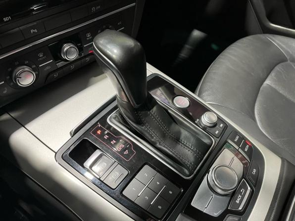 Audi A6 IV (C7) Рестайлинг с пробегом 2015 года, цена 1 860 000 рублей, 150200 км, седан, Автокод Объявления