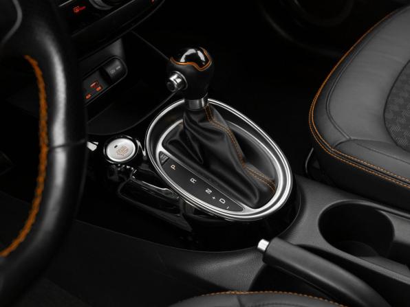 Kia Soul II Рестайлинг с пробегом 2018 года, цена 1 790 000 рублей, 66230 км, хэтчбек, Автокод Объявления