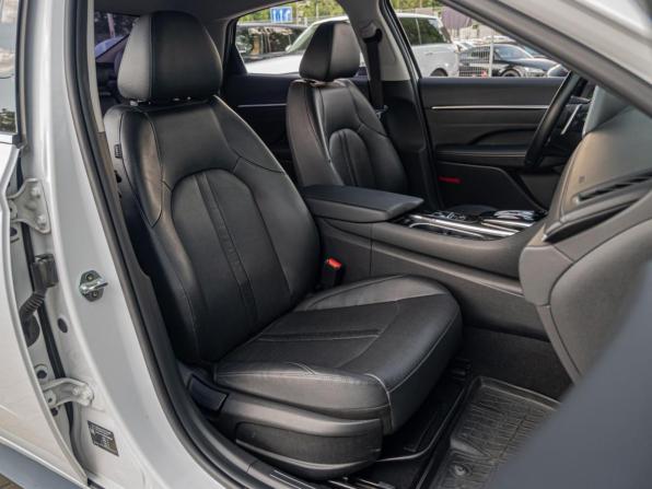 Hyundai Sonata VIII (DN8) с пробегом 2021 года, цена 2 400 000 рублей, 76996 км, седан, Автокод Объявления