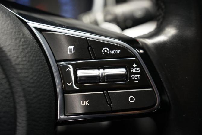 Kia Ceed III с пробегом 2019 года, цена 1 815 000 рублей, 136600 км, хэтчбек, Автокод Объявления