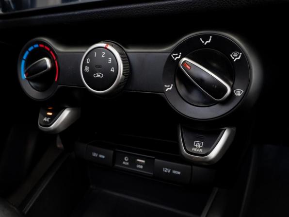 Kia Rio IV с пробегом 2019 года, цена 1 520 000 рублей, 41590 км, седан, Автокод Объявления