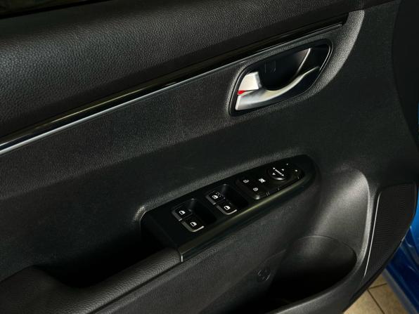 Kia Rio IV с пробегом 2018 года, цена 1 499 000 рублей, 121552 км, седан, Автокод Объявления