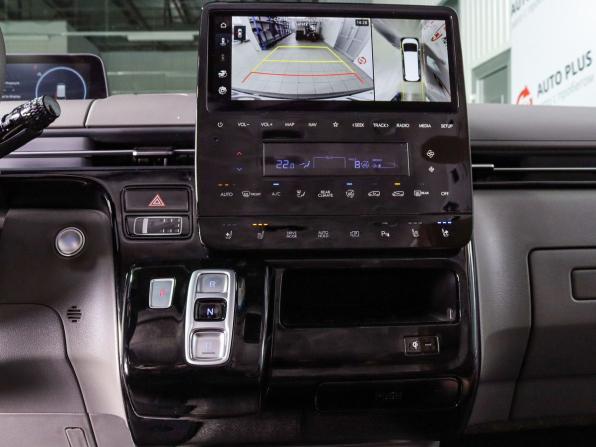 Hyundai Staria I с пробегом 2021 года, цена 4 780 000 рублей, 57450 км, минивэн, Автокод Объявления