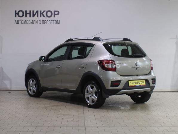 Renault Sandero II с пробегом 2017 года, цена 1 019 000 рублей, 122704 км, хэтчбек, Автокод Объявления