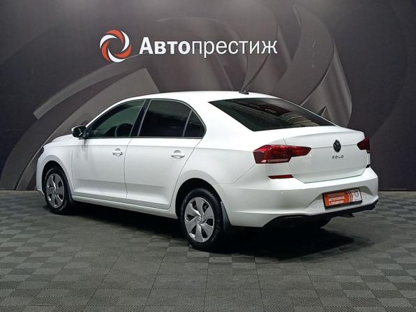 Volkswagen Polo VI с пробегом 2022 года, цена 1 520 000 рублей, 68244 км, лифтбек, Автокод Объявления