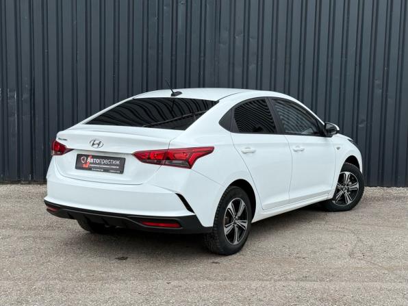 Hyundai Solaris II Рестайлинг с пробегом 2020 года, цена 1 399 000 рублей, 104111 км, седан, Автокод Объявления