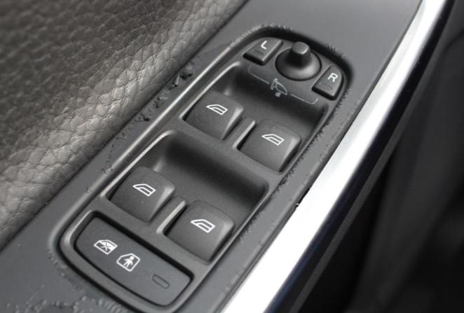 Volvo S60 II с пробегом 2012 года, цена 1 020 000 рублей, 186974 км, седан, Автокод Объявления