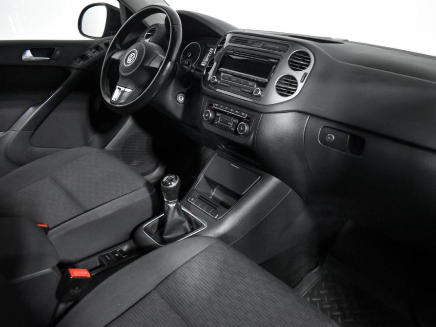 Volkswagen Tiguan I Рестайлинг Санкт-Петербург  - изображение 15