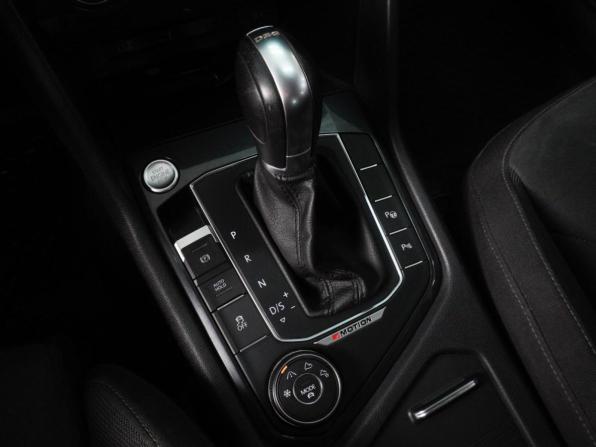 Volkswagen Tiguan II с пробегом 2017 года, цена 2 690 000 рублей, 169838 км, внедорожник, Автокод Объявления