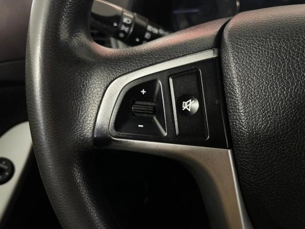 Hyundai Solaris I с пробегом 2013 года, цена 699 000 рублей, 164000 км, седан, Автокод Объявления