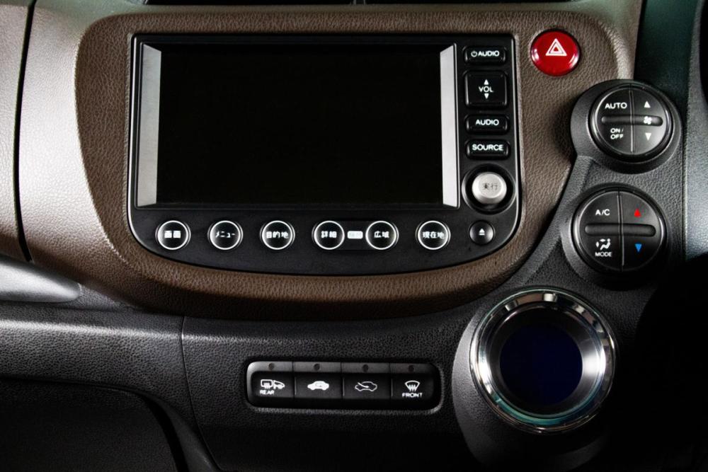 Honda Fit Shuttle I Рестайлинг Сургут  - изображение 13