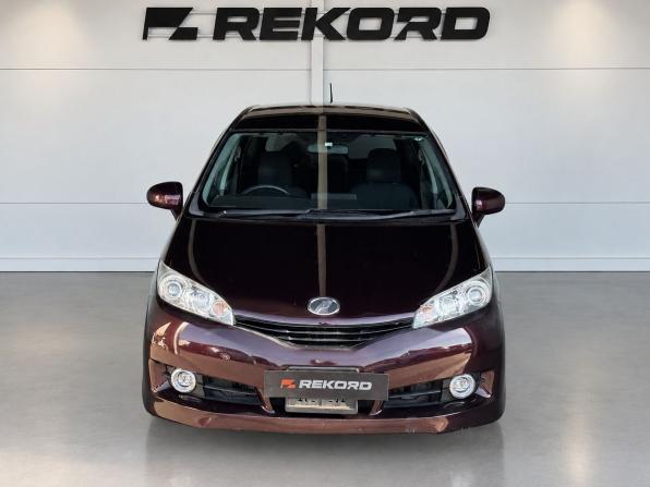 Toyota Wish II Рестайлинг с пробегом 2012 года, цена 1 419 000 рублей, 108786 км, минивэн, Автокод Объявления