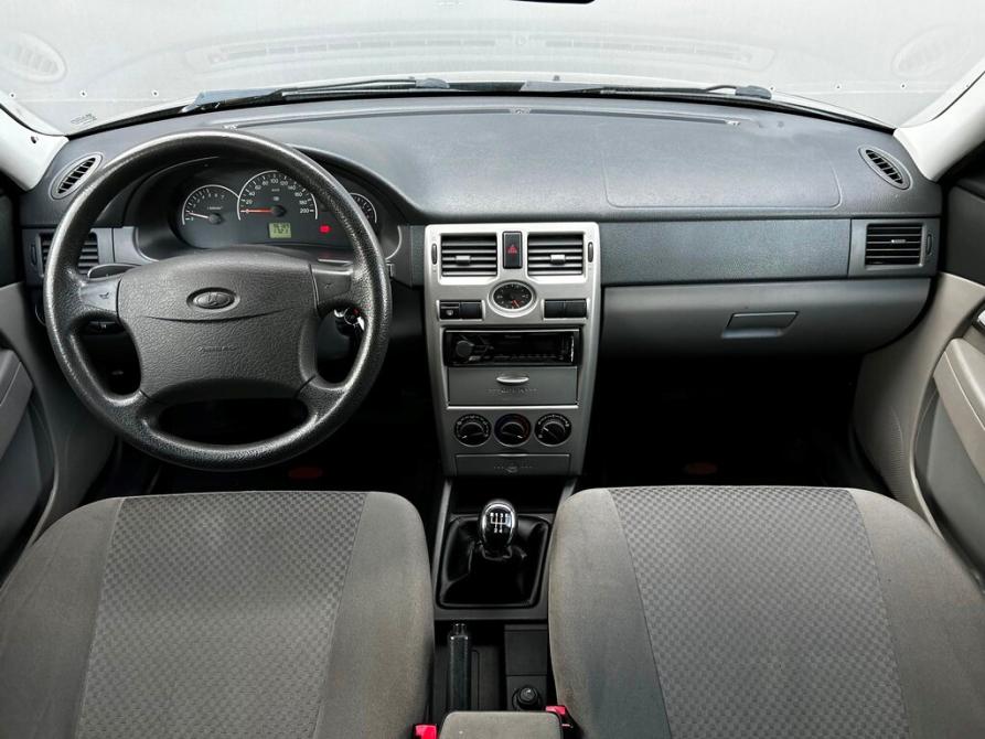 Lada (ВАЗ) Priora I Санкт-Петербург  - изображение 6