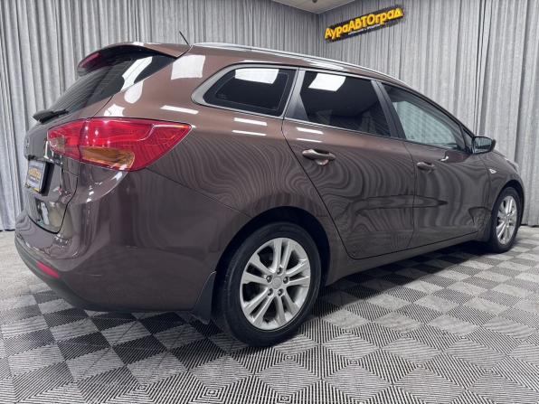 Kia Ceed II с пробегом 2014 года, цена 1 160 000 рублей, 134105 км, универсал, Автокод Объявления