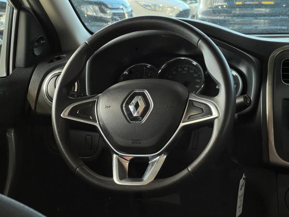 Renault Logan II Рестайлинг с пробегом 2020 года, цена 950 000 рублей, 106861 км, седан, Автокод Объявления