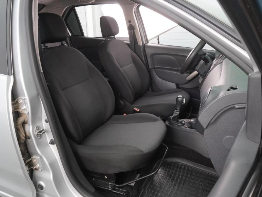 Renault Logan II Воронеж  - изображение 8