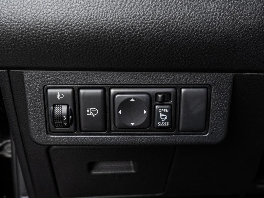 Nissan Tiida I Рестайлинг Краснодар  - изображение 33