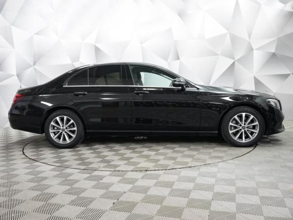 Mercedes-Benz E-Класс V (W213 S213 C238) с пробегом 2019 года, цена 2 890 000 рублей, 152008 км, седан, Автокод Объявления