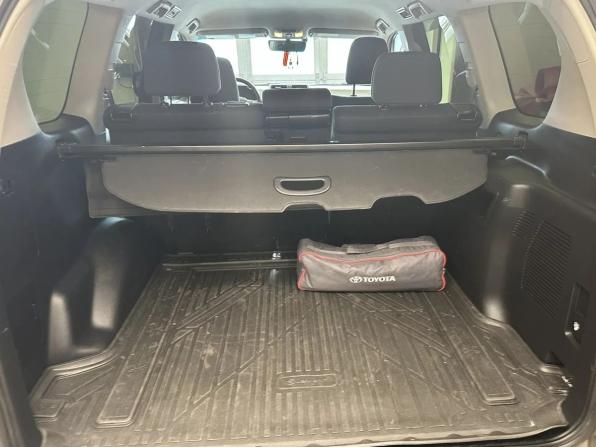 Toyota Land Cruiser Prado 150 Series Рестайлинг 3 с пробегом 2021 года, цена 4 830 000 рублей, 100784 км, внедорожник, Автокод Объявления
