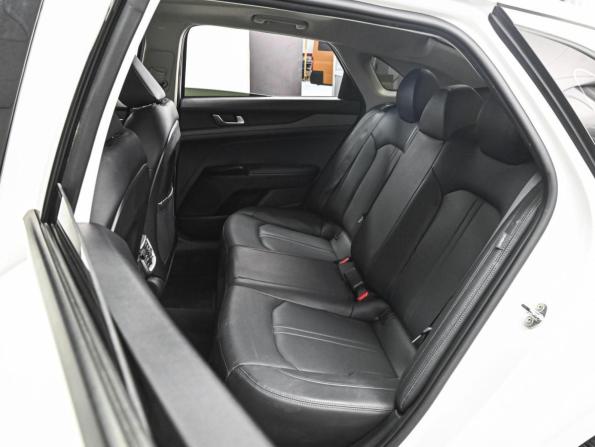 Kia K5 III с пробегом 2020 года, цена 2 745 000 рублей, 52479 км, седан, Автокод Объявления