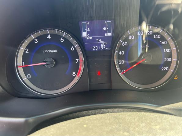 Hyundai Solaris I Рестайлинг с пробегом 2015 года, цена 799 900 рублей, 123000 км, седан, Автокод Объявления