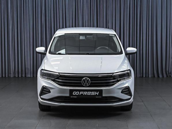 Volkswagen Polo VI с пробегом 2021 года, цена 1 549 000 рублей, 67206 км, лифтбек, Автокод Объявления